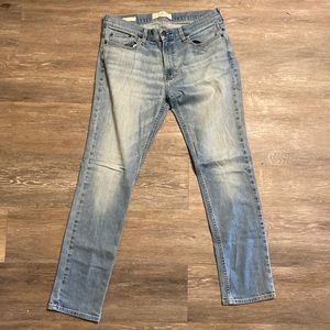 Hollister Light Wash Skinny Jeans Size 32